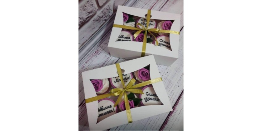 Купити картонні коробки для кексів