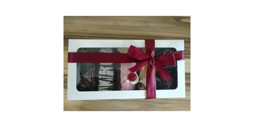 Коробки для корпоративних подарунків 2025 — стильне преміум-пакування від LovePak