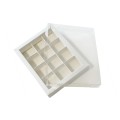 Коробка для 12 цукерок біла, з бортиком і прозорою пластиковою кришкою, 195*150*30